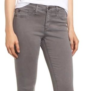 AG legging ankle jeans in grey wash size 28R